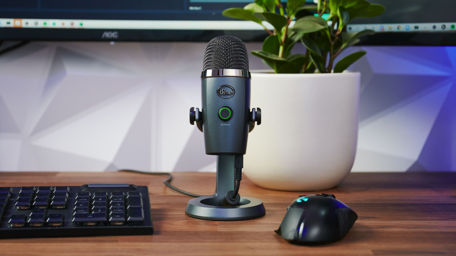 Desktop yeti nano microphone front view