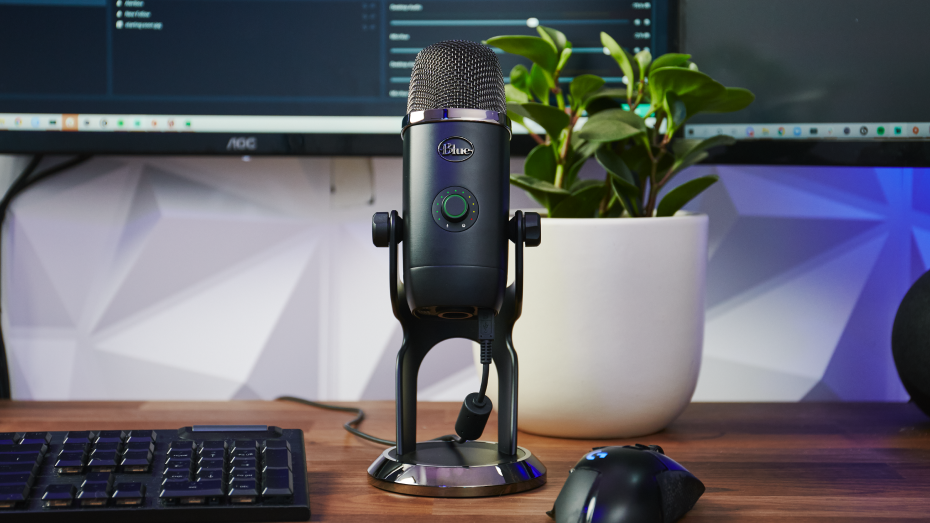 Vue avant du microphone de bureau Yeti X