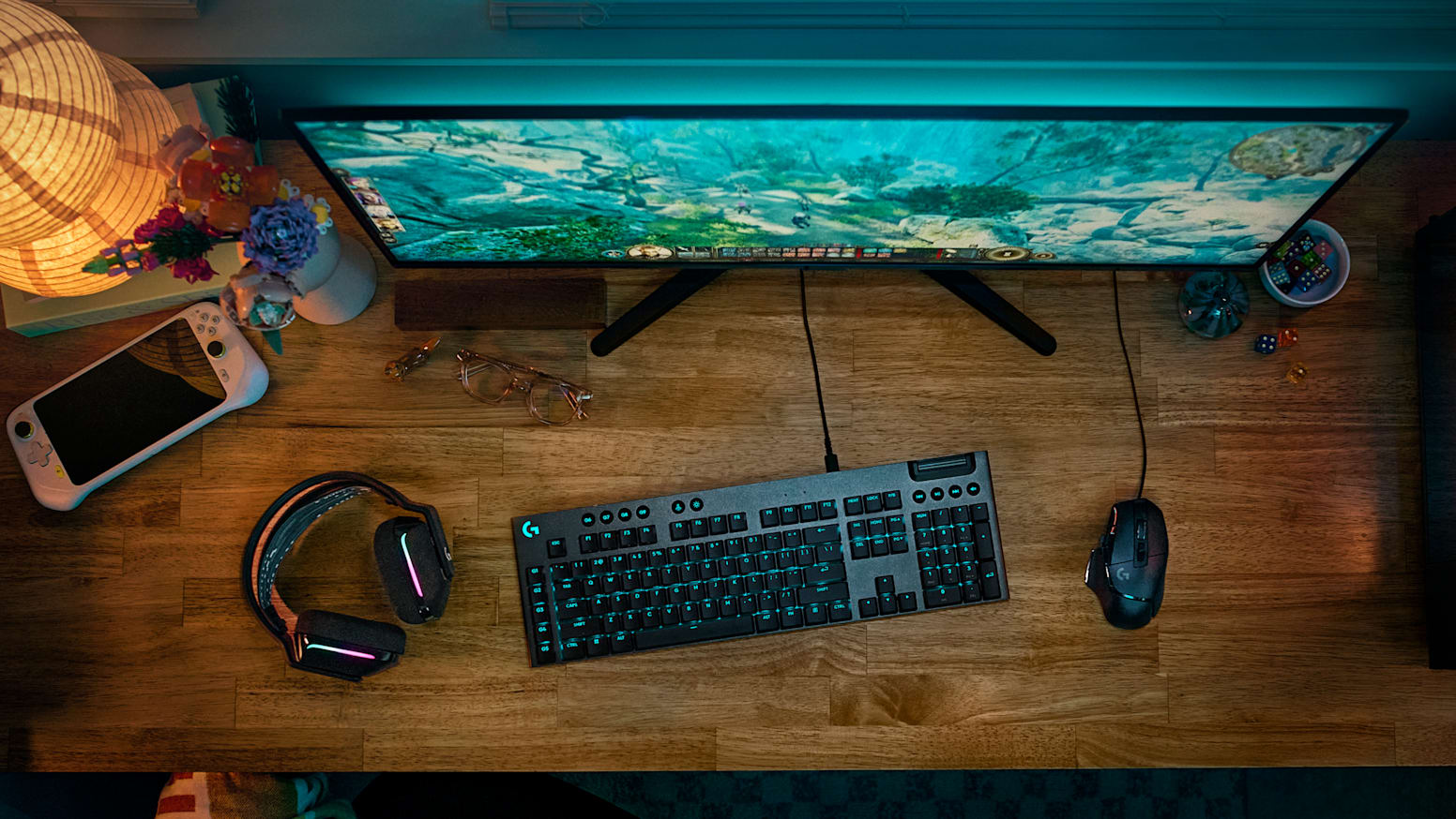 Clavier Logitech G915 X gaming filaire RGB profil bas QWERTY - 920-012942